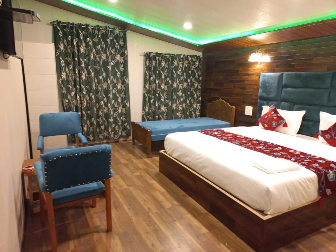 Srinagar Group Of Hotels 外观 照片
