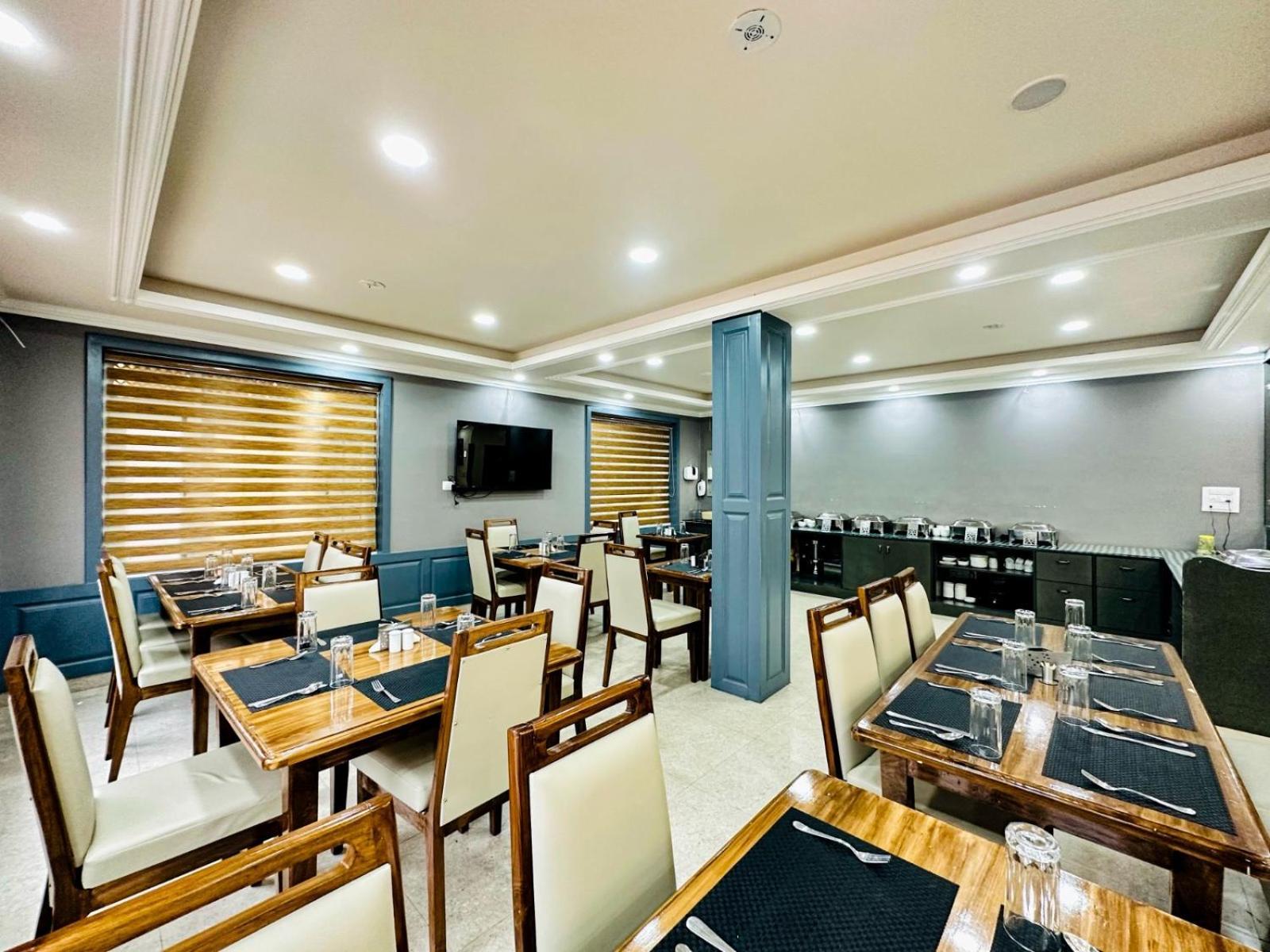 Srinagar Group Of Hotels 外观 照片